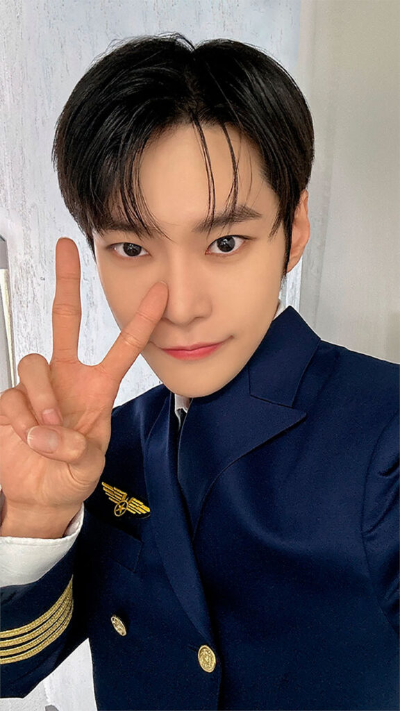 Pilot (Selfie) DOYOUNG