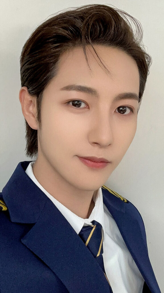 Pilot (Selfie) RENJUN