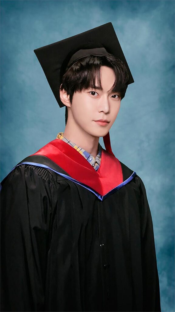 DOYOUNG's Graduation