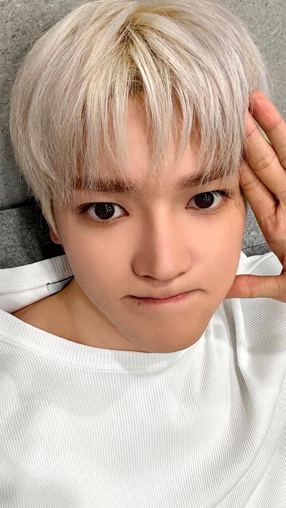 TAEYONG's Getting Ready (Selfie)