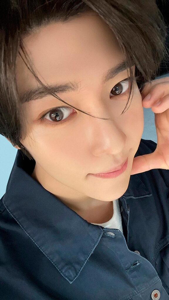 Gardener (Selfie) SION