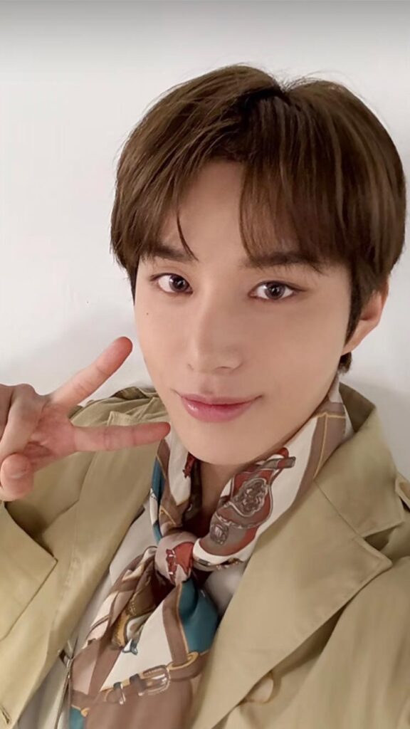 Gentleman (Selfie) JUNGWOO