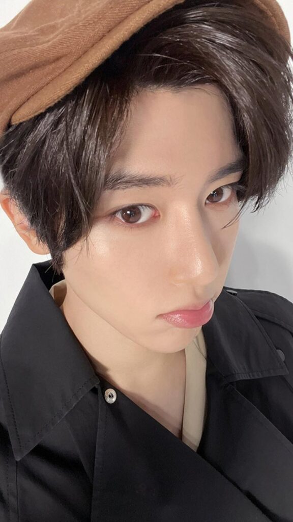 Gentlemen (Selfie) SION