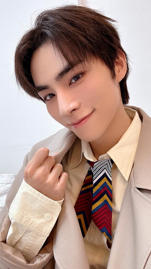 Gentleman (Selfie) XIAOJUN