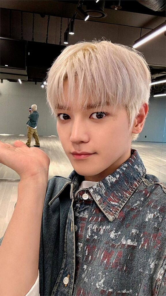 TAEYONG's Practicing (Selfie)