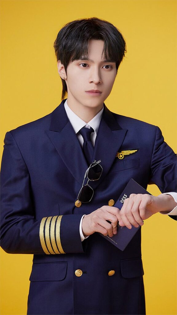 Special Behind HENDERY